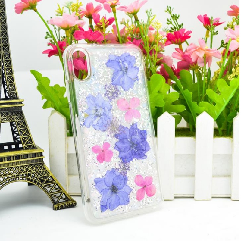 Shenzhen manufacturer produces apple XS applicable to dry flower embossing drop adhesive transparent anti-drop mobile phone case support customization